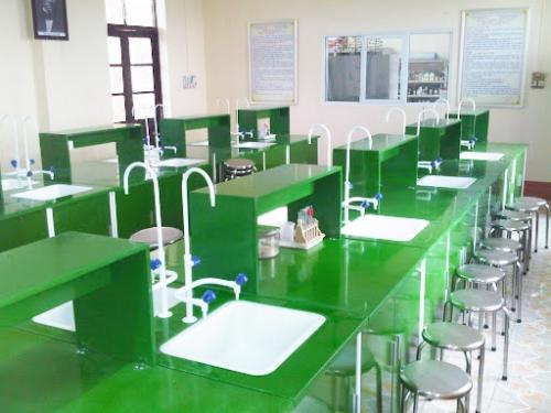 Phòng học bộ môn Sinh học